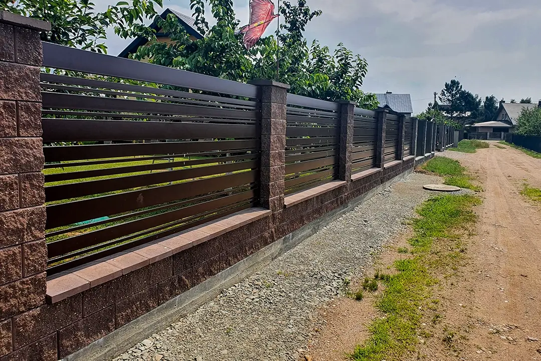 Asimetric-polisadine-metaline-tvora-Metallum-Novum-20 - Metallum Novum