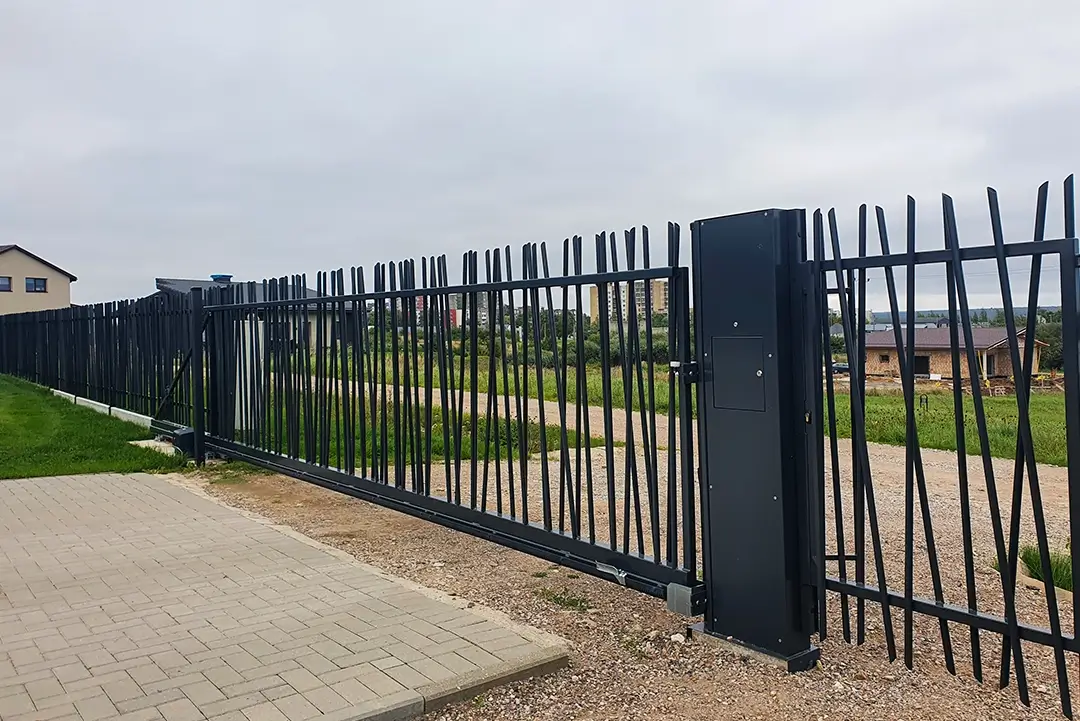 Boston-moderni-metaline-tvora-Metallum-Novum-02 - Metallum Novum