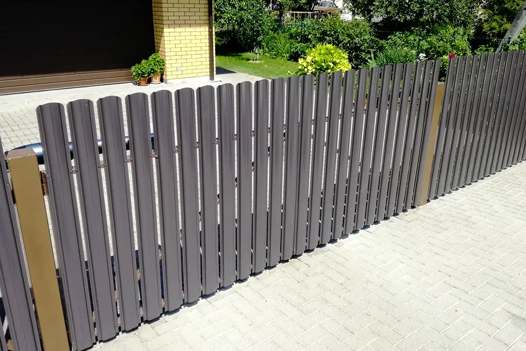 Horizontaliu-tvoralenciu-stakietu-skardine-tvora-Metallum-Novum-15 - Metallum Novum