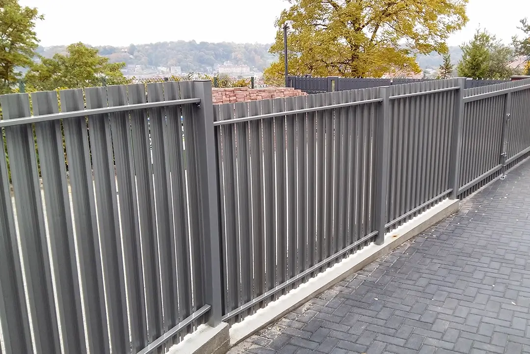 Horizontaliu-tvoralenciu-stakietu-skardine-tvora-Metallum-Novum-20 - Metallum Novum