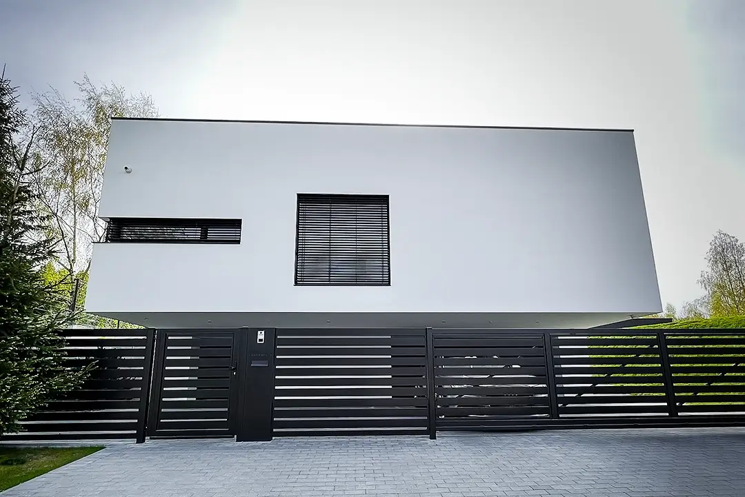 Masiv-polisadine-metaline-tvora-Metallum-Novum-04 - Metallum Novum