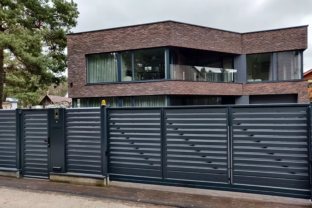 Rombas-skardine-tvora-Metallum-Novum-03 - Metallum Novum