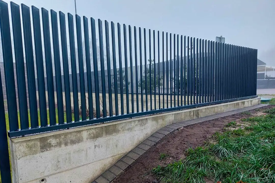 Sukos-80x20-moderni-metaline-tvora-Metallum-Novum-05 - Metallum Novum