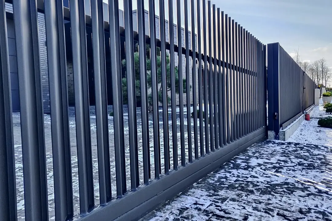 Zetta-moderni-metaline-tvora-Metallum-Novum-02 - Metallum Novum