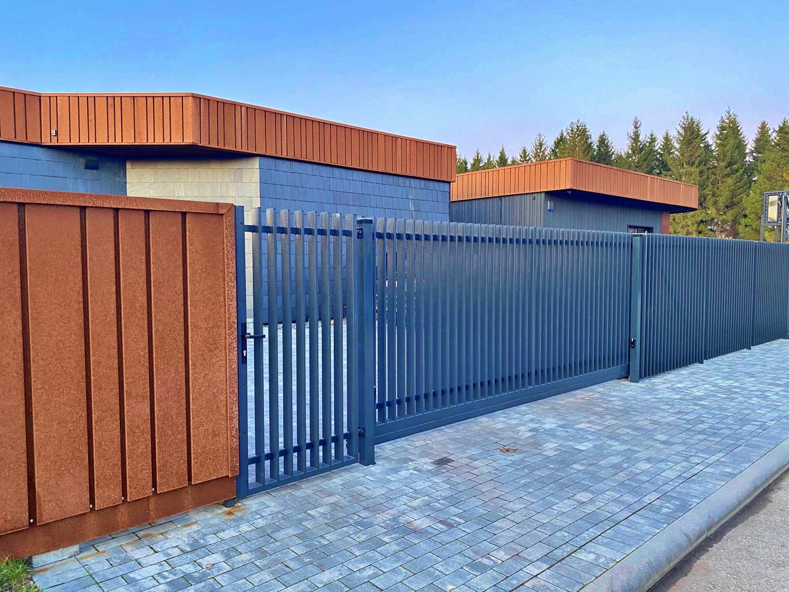 fence style - Metallum Novum
