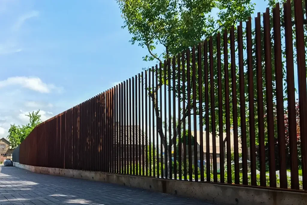 Corten berėmė tvora "ZETTA"