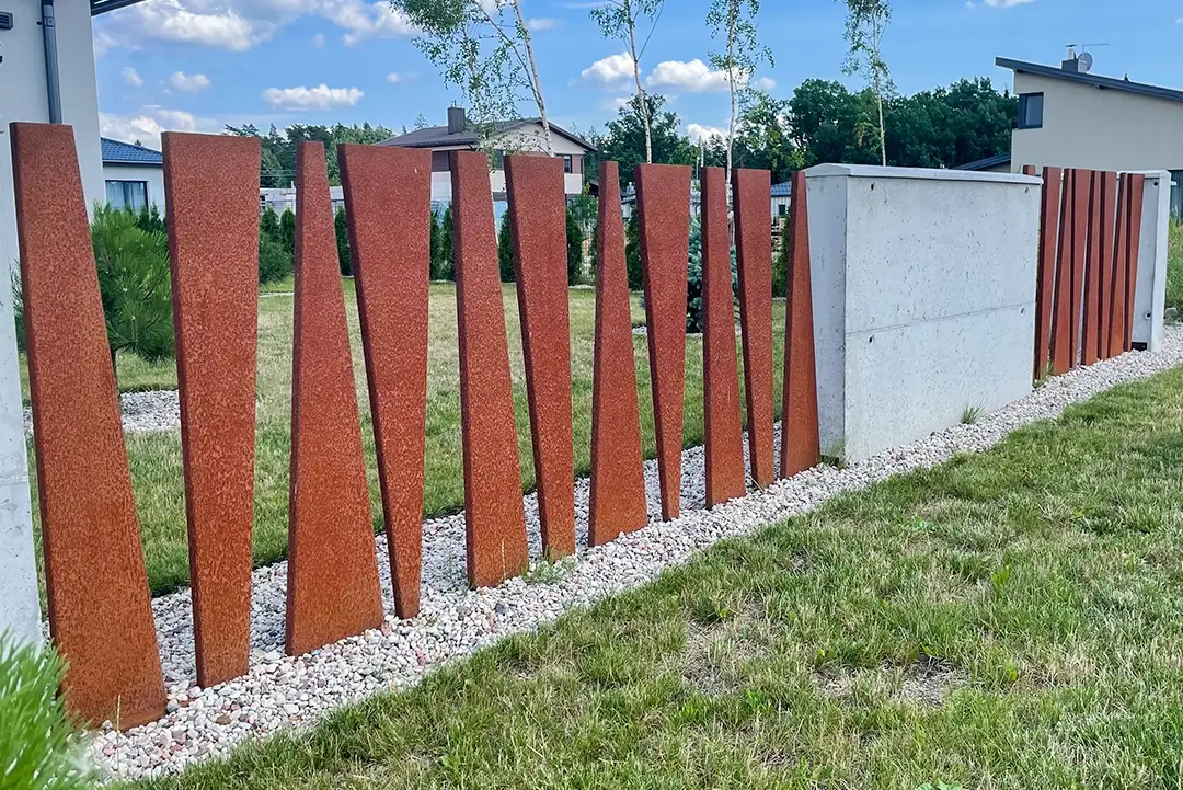 Corten tvora „ASTON“