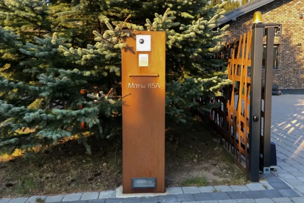 Corten daugiafunkcinis stulpas