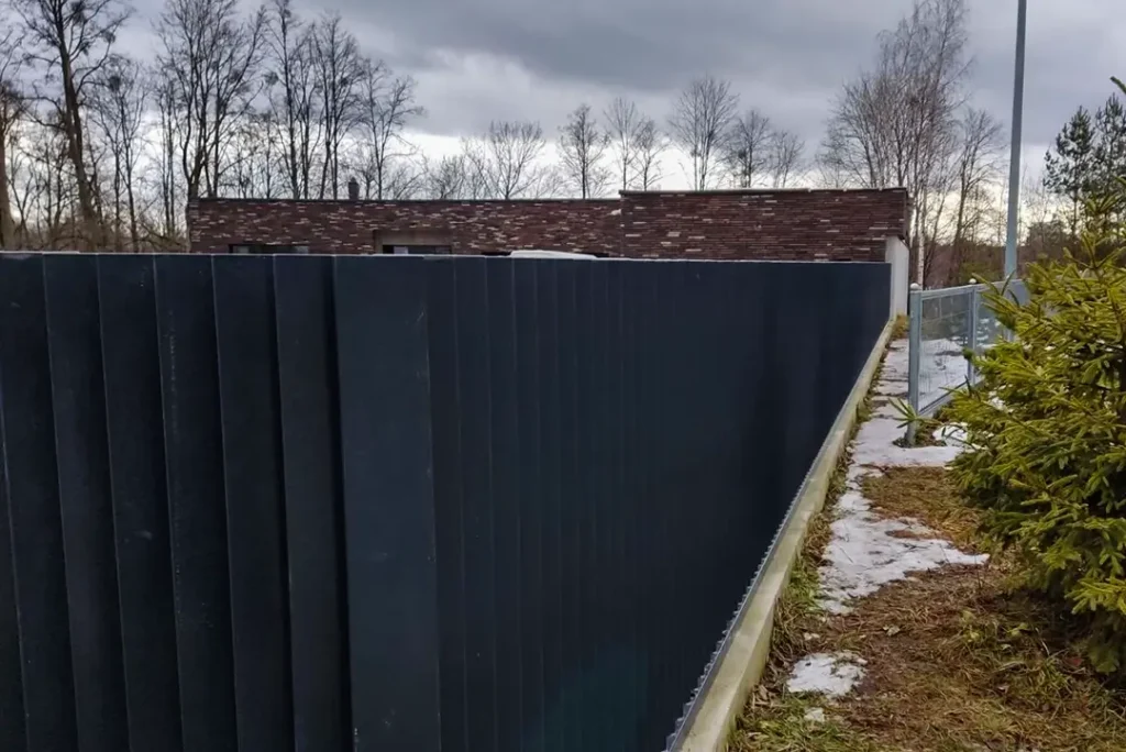 Moderni berėmė tvora „ŠUKOS 80x20“, nuotrauka 8