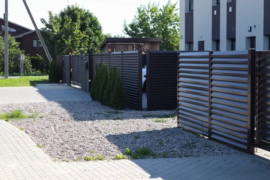 Skardinė tvora „ŽALIUZI“, nuotrauka 13