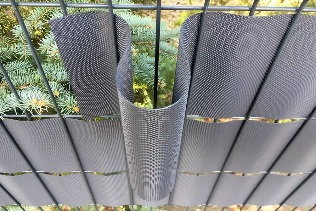 Plastikinės tvorų juostos, nuotrauka 3